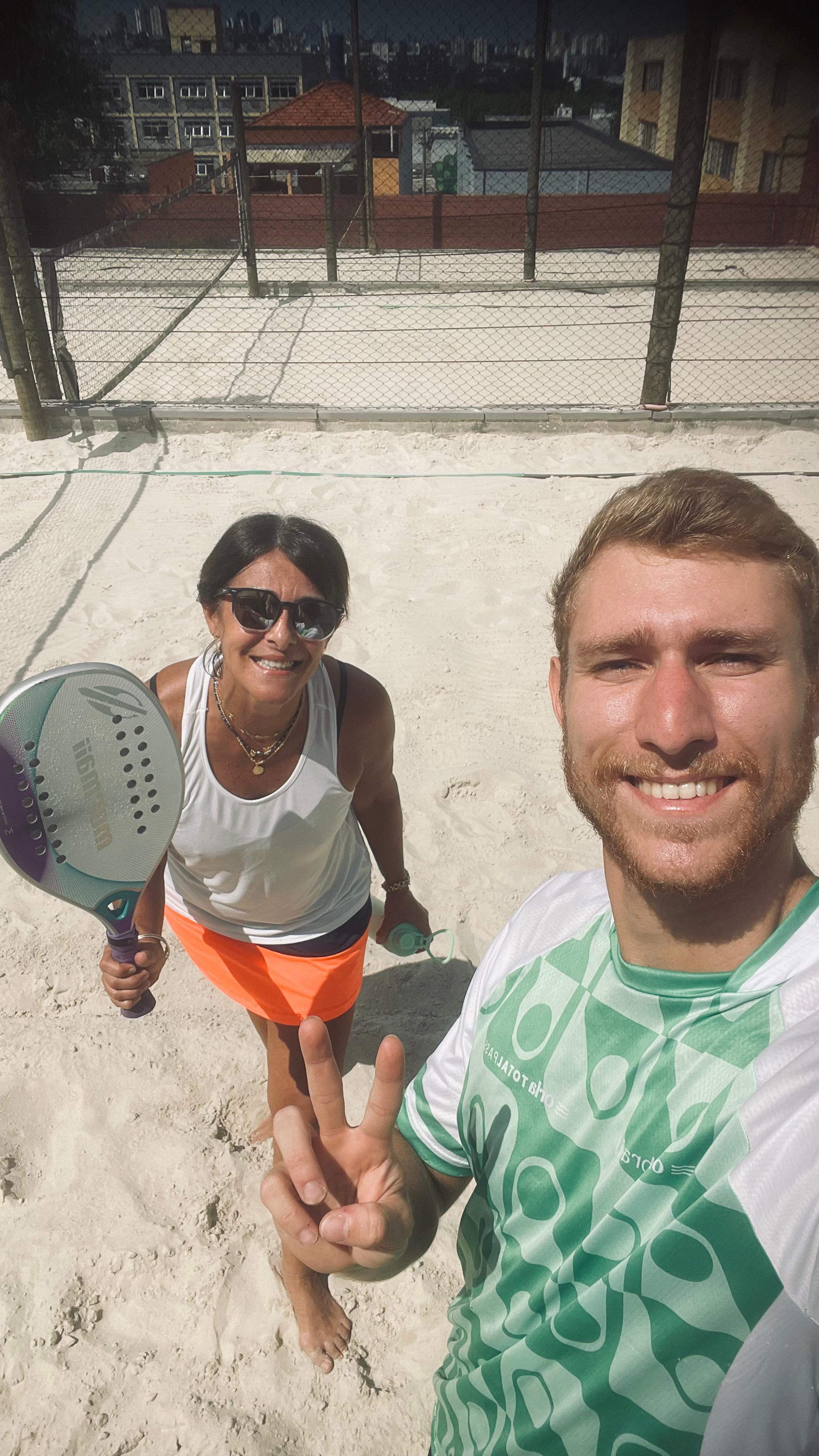 Sequência de ataque no beach tennis